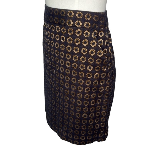 Loft Small Medallion Design Skirt - Picture 3 of 6